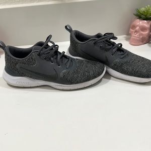 Nike flex experience run 10